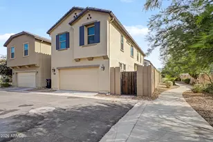 1724 S 82nd Pl, Mesa, AZ 85209 - Photo 1