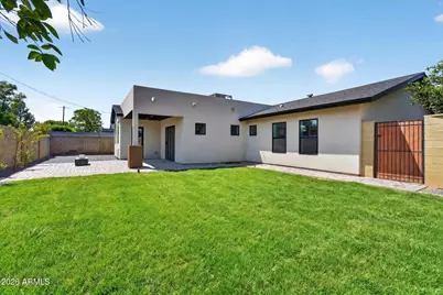 4221 E Mulberry Drive, Phoenix, AZ 85018 - Photo 33