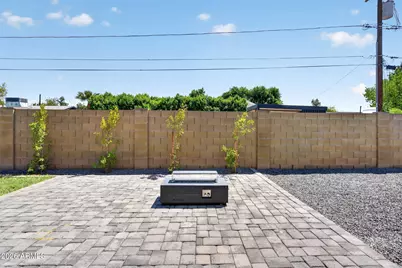 4221 E Mulberry Drive, Phoenix, AZ 85018 - Photo 35