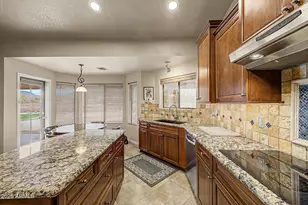 39949 N Central Ave, Phoenix, AZ 85086 - Photo 19