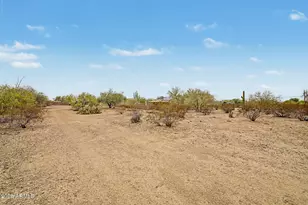 39949 N Central Ave, Phoenix, AZ 85086 - Photo 17