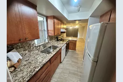 5208 S Hazelton Lane, Tempe, AZ 85283 - Photo 1