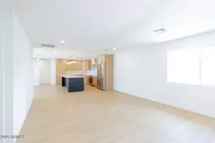 8435 S 16th Pl, Phoenix, AZ 85042 - Photo 17