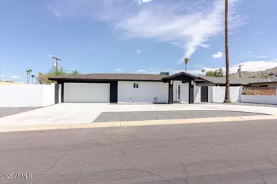 8435 S 16th Place, Phoenix, AZ 85042 - Photo 1
