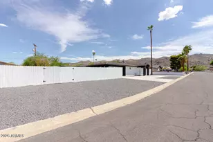 8435 S 16th Pl, Phoenix, AZ 85042 - Photo 13