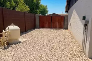2934 W Hartford Dr, Phoenix, AZ 85053 - Photo 25