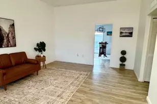 14202 N Lakeforest Dr, Sun City, AZ 85351 - Photo 3