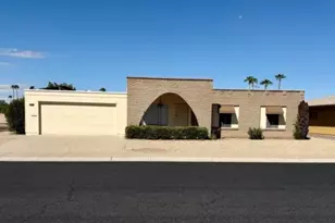 14202 N Lakeforest Dr, Sun City, AZ 85351 - Photo 1