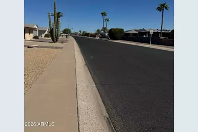 14202 N Lakeforest Drive, Sun City, AZ 85351 - Photo 25