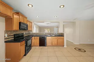 22631 W Ashleigh Marie Dr, Buckeye, AZ 85326 - Photo 17