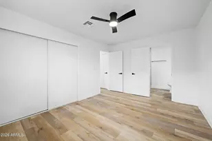 5207 N 39th Dr, Phoenix, AZ 85019 - Photo 17