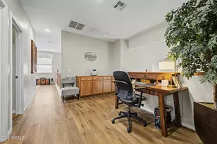 10387 W Cashman Dr, Peoria, AZ 85383 - Photo 11