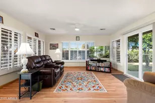 18018 N Highwood Ct, Sun City, AZ 85373 - Photo 11