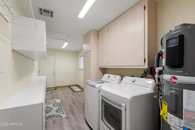 18018 N Highwood Court, Sun City, AZ 85373 - Photo 27