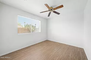 2437 E Marmora St, Phoenix, AZ 85032 - Photo 7