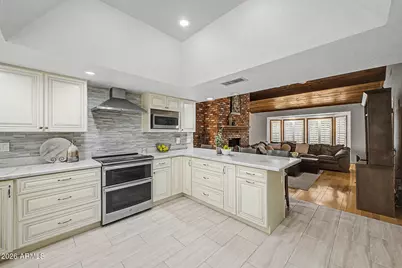 1069 E Carver Road, Tempe, AZ 85284 - Photo 7