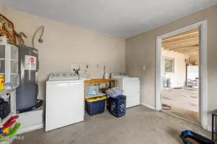 8730 W Earll Dr, Phoenix, AZ 85037 - Photo 25