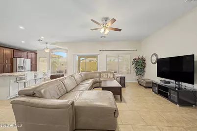 521 E Kent Avenue, Chandler, AZ 85225 - Photo 7