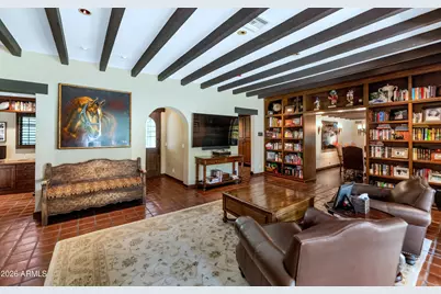 4735 N 32nd Place, Phoenix, AZ 85018 - Photo 9