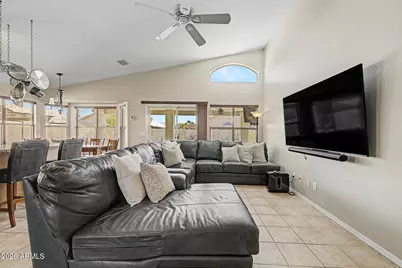 1623 W Browning Way W, Chandler, AZ 85286 - Photo 9