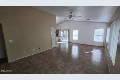 8574 N 110th Avenue, Peoria, AZ 85345 - Photo 5