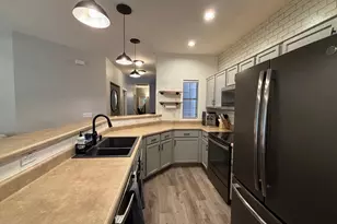 948 E Savannah Dr, Chandler, AZ 85225 - Photo 9