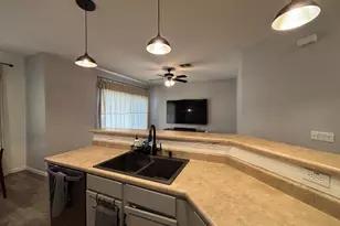 948 E Savannah Dr, Chandler, AZ 85225 - Photo 7