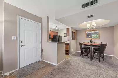 1880 E Morten Avenue #214, Phoenix, AZ 85020 - Photo 7