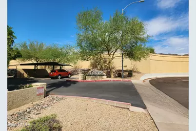 1880 E Morten Avenue #214, Phoenix, AZ 85020 - Photo 1