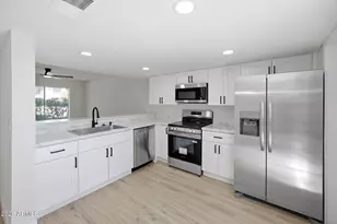 19601 N 7 Th Streets N, Phoenix, AZ 85024 - Photo 3