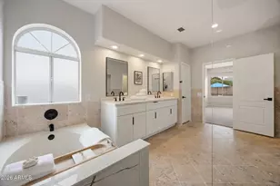 1050 E Baylor Ln, Chandler, AZ 85225 - Photo 17