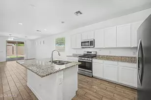 5722 W Getty Dr, Phoenix, AZ 85043 - Photo 19