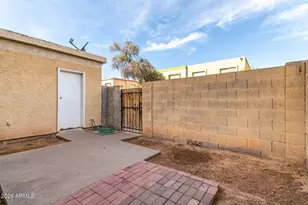 4428 E Wood St St, Phoenix, AZ 85040 - Photo 33