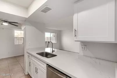 4428 E Wood St Street #595, Phoenix, AZ 85040 - Photo 3