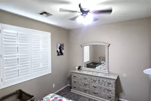 8590 W Cinnabar Ave, Peoria, AZ 85345 - Photo 29