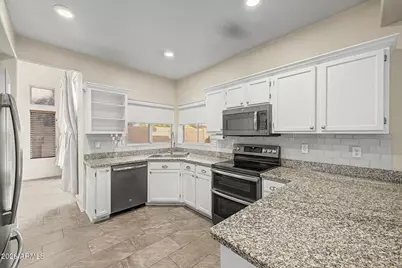 1557 E Douglas Avenue, Gilbert, AZ 85234 - Photo 19