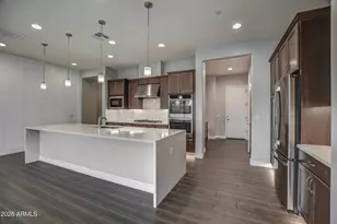 1979 W Desert Hollow Dr, Phoenix, AZ 85085 - Photo 5