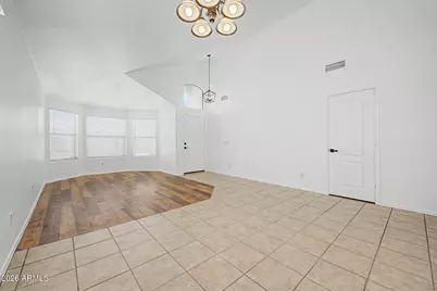 12570 W Desert Flower Road, Avondale, AZ 85392 - Photo 5