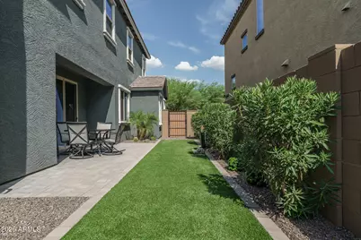 1939 W Lariat Lane, Phoenix, AZ 85085 - Photo 31