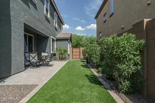 1939 W Lariat Ln, Phoenix, AZ 85085 - Photo 31