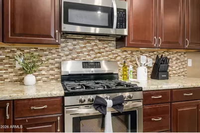 17760 W Ivy Lane, Surprise, AZ 85388 - Photo 7