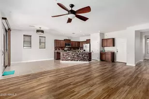 82 W Aster Dr, Chandler, AZ 85248 - Photo 11