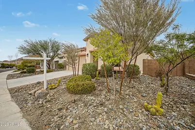 8833 S 167th Lane, Goodyear, AZ 85338 - Photo 5