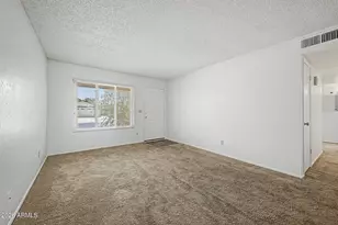 932 W Libra Dr, Tempe, AZ 85283 - Photo 9