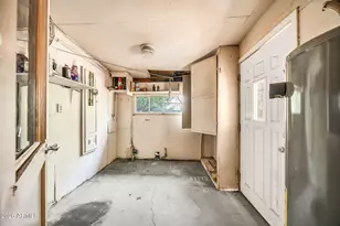 915 W Tamarisk St, Phoenix, AZ 85041 - Photo 25