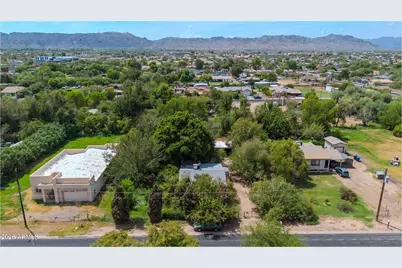 915 W Tamarisk Street, Phoenix, AZ 85041 - Photo 33