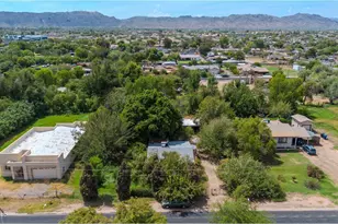 915 W Tamarisk St, Phoenix, AZ 85041 - Photo 33