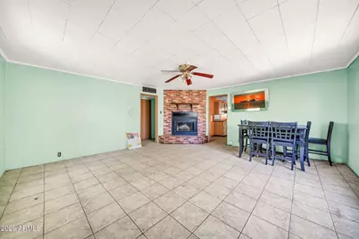 915 W Tamarisk Street, Phoenix, AZ 85041 - Photo 9