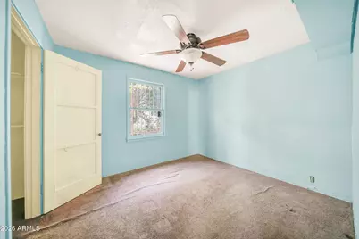 915 W Tamarisk Street, Phoenix, AZ 85041 - Photo 21