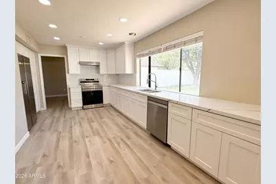 1529 E Edgewater Drive, Tempe, AZ 85283 - Photo 7